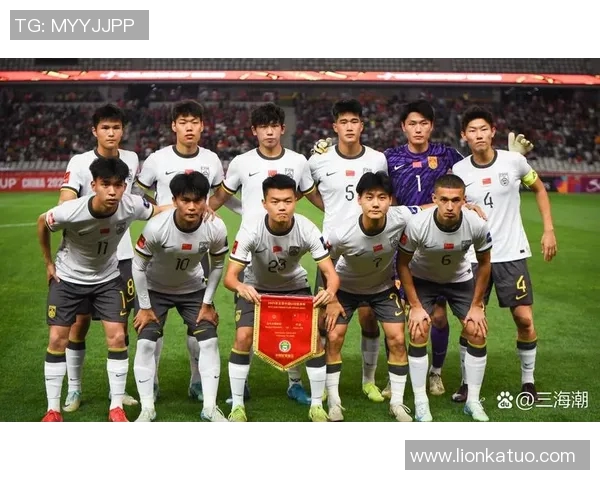 2006年出生的足球新星成长之路及未来潜力分析